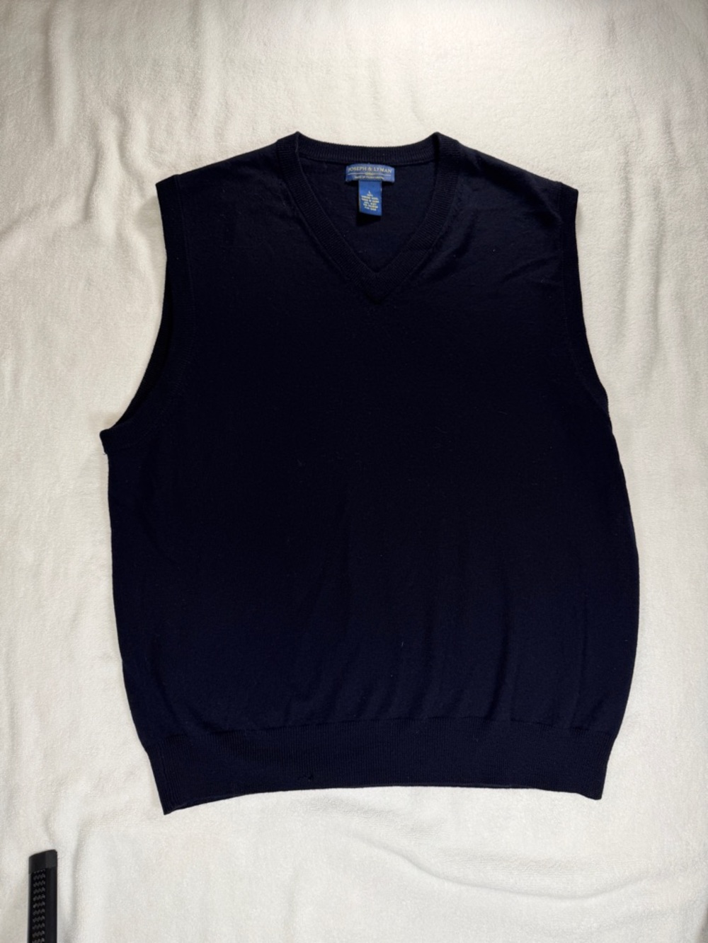 Joseph & Lyman 100% Merino Wool Sweater Vest Men’s L Black V-Neck Preppy